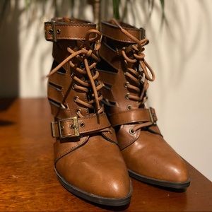 NEW Lace Up Ankle Boots w/Cutouts - Bamboo - 6.5